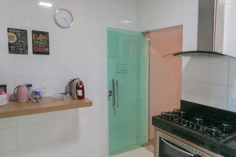 CASA GEMINADA À VENDA NO SANTA TEREZINHA: 12ª foto da galeria de imagens do imóvel