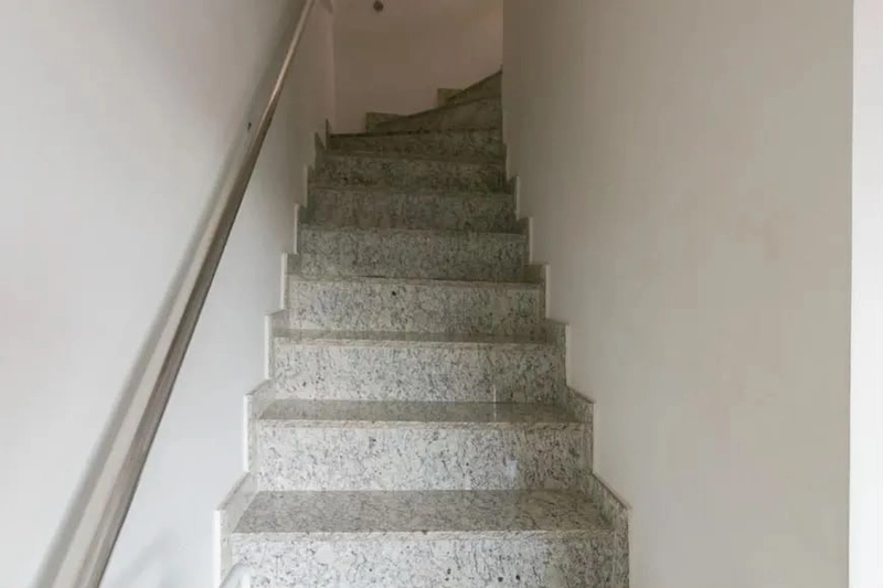 CASA GEMINADA À VENDA NO SANTA TEREZINHA: 14ª foto da galeria de imagens do imóvel