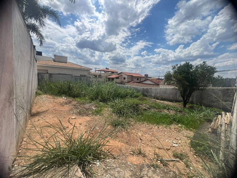LOTE DE ESQUINA COM 360 METROS TOTALMENTE PLANO: 16ª foto da galeria de imagens do imóvel