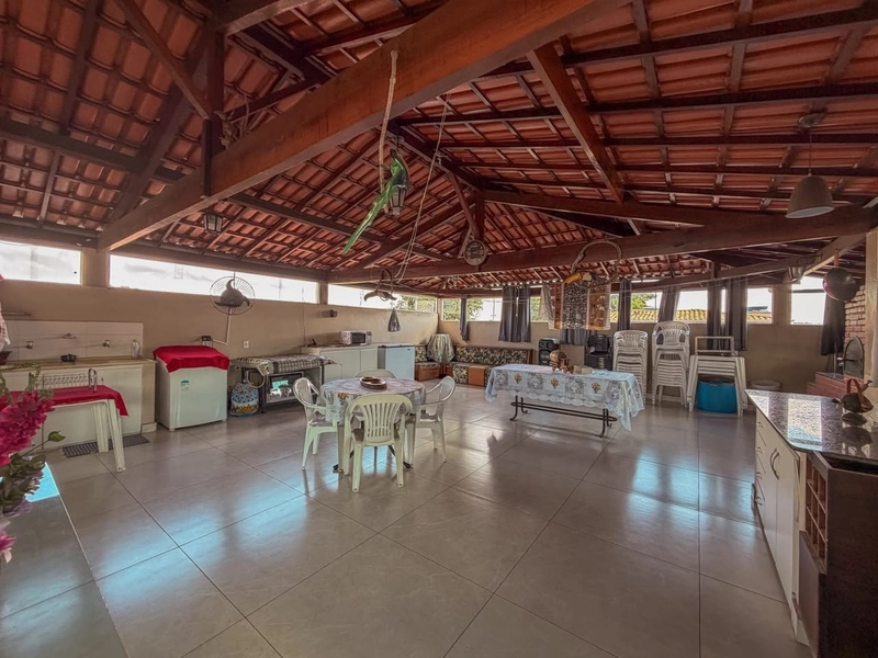 CASA À VENDA NA REGIÃO DO NACIONAL | 3 QUARTOS | 1 SUÍTE | 3 VAGAS |: 5ª foto da galeria de imagens do imóvel