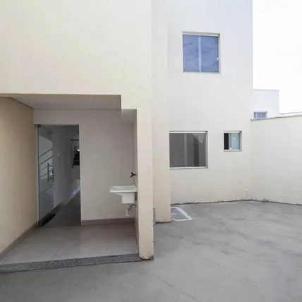 CASA À VENDA NO XANGRI-LÁ | 3 QUARTOS | 1 SUÍTE