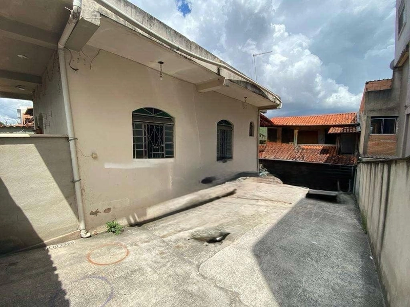 CASA À VENDA | 5 QUARTOS | 1 SUÍTE | 3 VAGAS | SANTA TEREZINHA: 25ª foto da galeria de imagens do imóvel