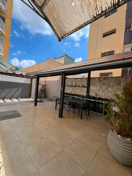 APARTAMENTO COM ÁREA PRIVATIVA | 3 QUARTOS | 1 VAGA | 173 M²