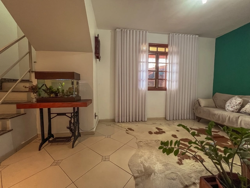 CASA INDIVIDUAL Á VENDA NO NOVA PAMPULHA | 03 QUARTOS | 02 BANHO: 3ª foto da galeria de imagens do imóvel