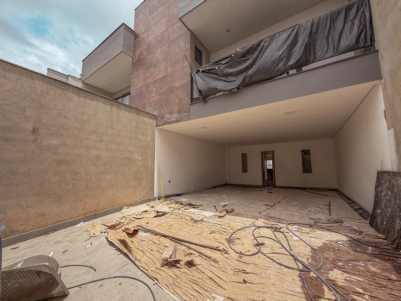 LINDA CASA Á VENDA NO BAIRRO XANGRILÁ - CONTAGEM | 3 QUARTOS: 18ª foto da galeria de imagens do imóvel