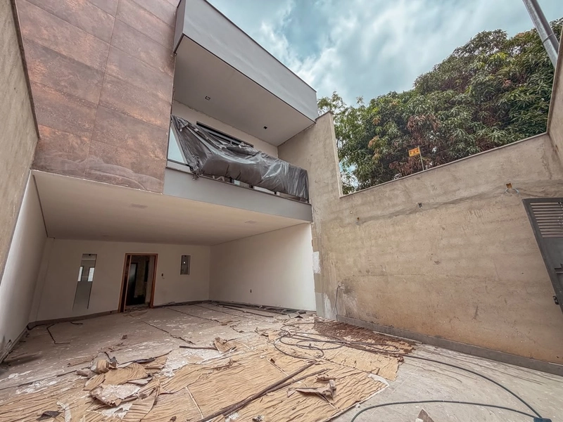 LINDA CASA Á VENDA NO BAIRRO XANGRILÁ - CONTAGEM | 3 QUARTOS: 19ª foto da galeria de imagens do imóvel