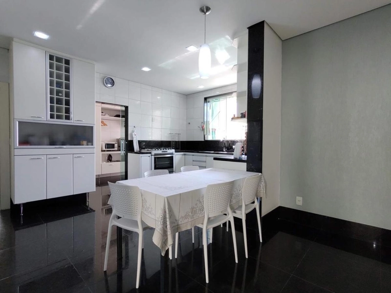 Casa para Venda em Belo Horizonte / MG no bairro São Luiz: 39ª foto da galeria de imagens do imóvel