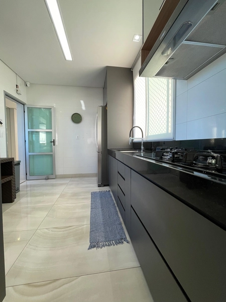 Linda cobertura com Ofurô SPA, prédio 1 por andar. Será vendida com po: 38ª foto da galeria de imagens do imóvel