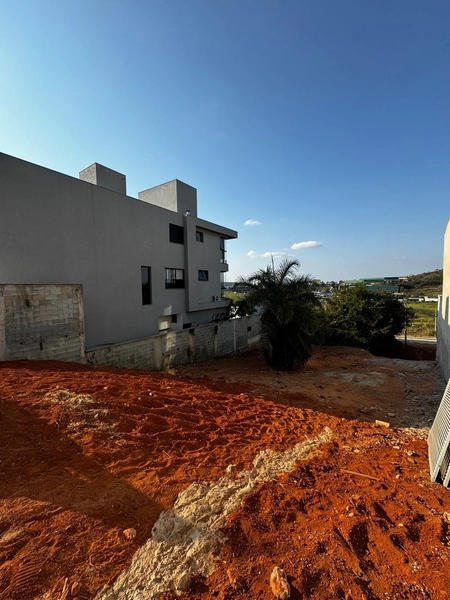 LOTE / TERRENO NO CONDOMÍNIO PORTAL DO SOL - CONTAGEM: 3ª foto da galeria de imagens do imóvel