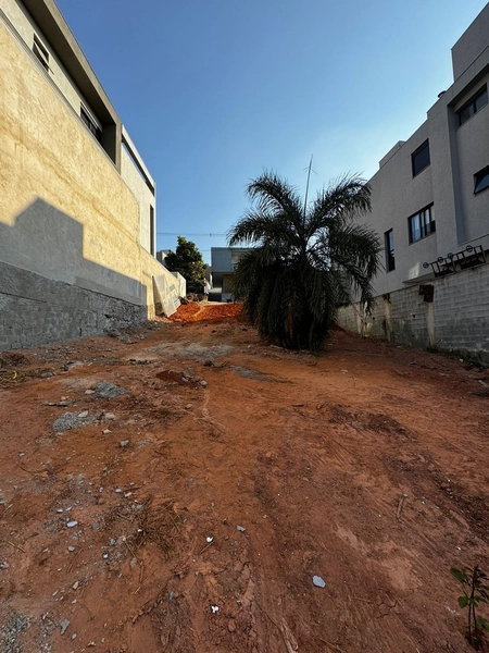 LOTE / TERRENO NO CONDOMÍNIO PORTAL DO SOL - CONTAGEM: 5ª foto da galeria de imagens do imóvel