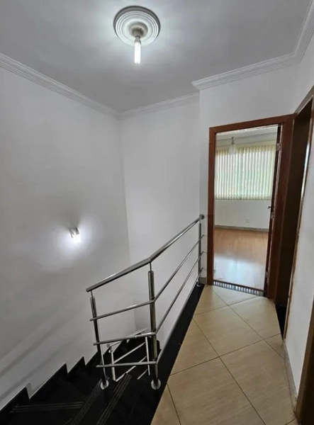 CASA GEMINADA COM ENTRADA INDIVIDUAL - BAIRRO CABRAL: 10ª foto da galeria de imagens do imóvel
