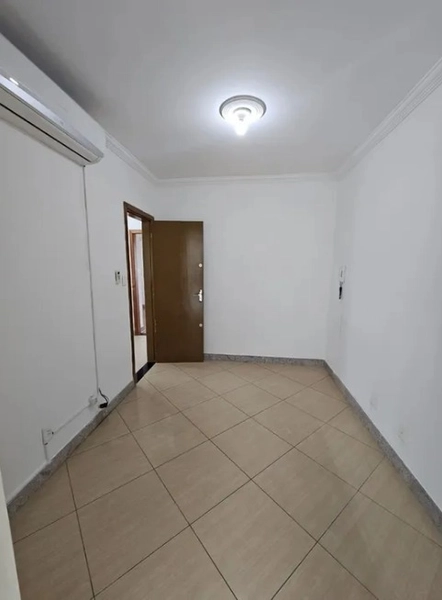 CASA GEMINADA COM ENTRADA INDIVIDUAL - BAIRRO CABRAL: 13ª foto da galeria de imagens do imóvel