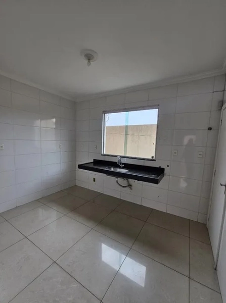 CASA GEMINADA COM ENTRADA INDIVIDUAL - BAIRRO CABRAL: 6ª foto da galeria de imagens do imóvel