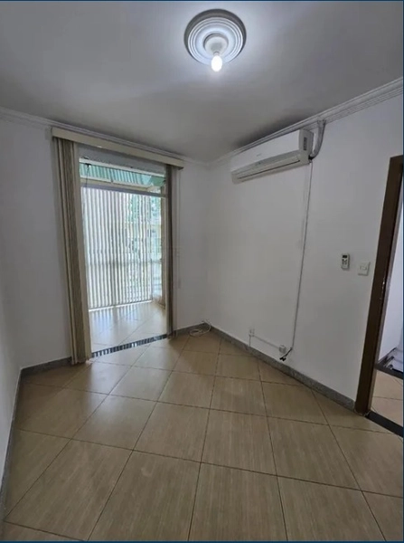 CASA GEMINADA COM ENTRADA INDIVIDUAL - BAIRRO CABRAL: 14ª foto da galeria de imagens do imóvel