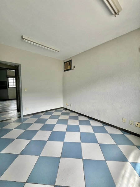 CASA COMERCIAL Á VENDA|ALUGUEL | 8 SALAS | 8 VAGAS | CASTELO/PAQUETÁ: 27ª foto da galeria de imagens do imóvel