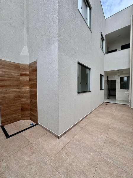 CASA GEMINADA COM ENTRADA INDIVIDUAL | B. XANGRILÁ: 2ª foto da galeria de imagens do imóvel