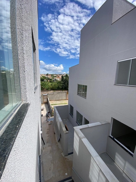 COBERTURA | 3 QUARTOS | 1 BANHO | 1 LAVABO |1 VAGA | BAIRRO XANGRILÁ: 3ª foto da galeria de imagens do imóvel