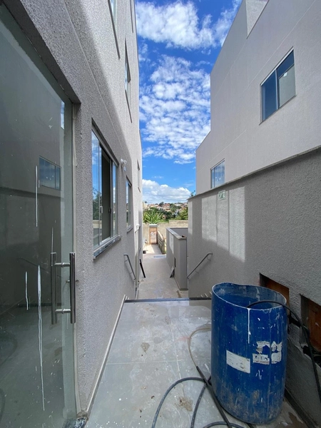 COBERTURA | 3 QUARTOS | 1 BANHO | 1 LAVABO |1 VAGA | BAIRRO XANGRILÁ: 2ª foto da galeria de imagens do imóvel