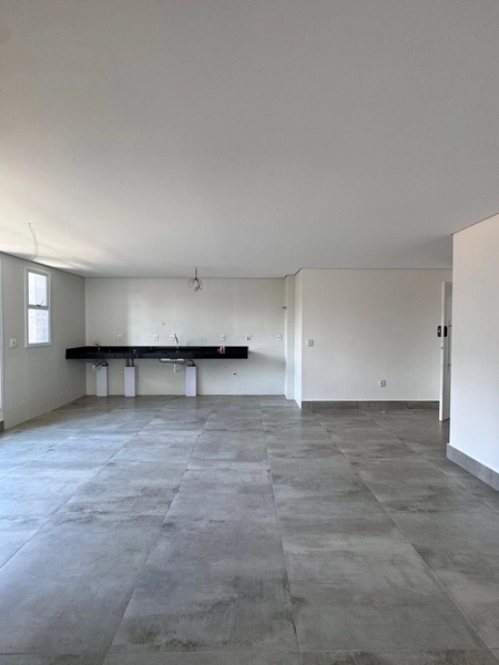 APARTAMENTO NO CASTELO COM ELEVADOR | 78M² | 03 Q | 02 VG: 3ª foto da galeria de imagens do imóvel