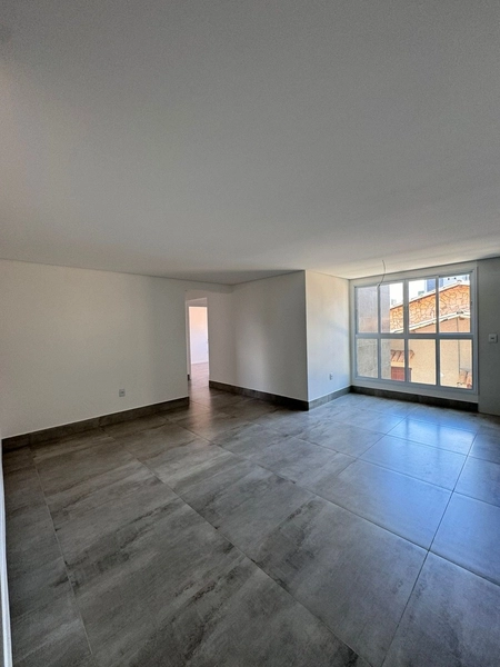 APARTAMENTO NO CASTELO COM ELEVADOR | 78M² | 03 Q | 02 VG: 1ª foto da galeria de imagens do imóvel