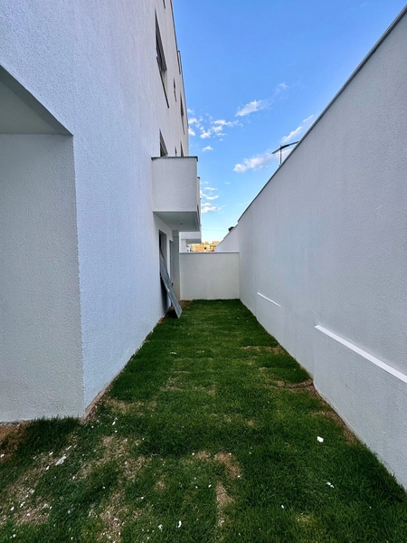 ÁREA PRIVATIVA em “U” NO COQUEIROS | 104M² | PRÉDIO NOVO: 4ª foto da galeria de imagens do imóvel