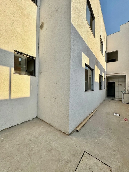 CASA GEMINADA COM ENTRADA INDIVIDUAL | XANGRILÁ | MELHOR LOCALIZAÇÃO: 1ª foto da galeria de imagens do imóvel