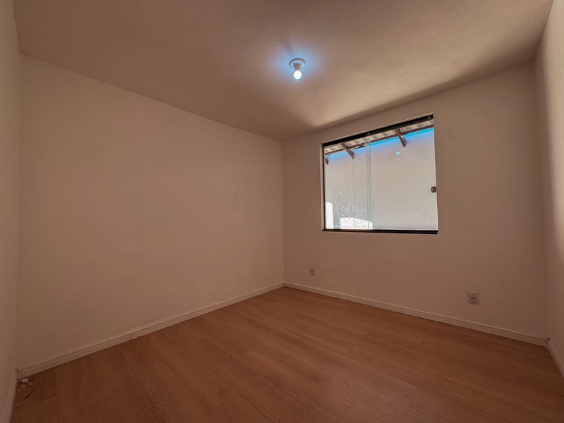 CASA LINEAR NO PARQUE TURISTAS “REGIÃO DO SERRANO” | LOTE 220M² |: 29ª foto da galeria de imagens do imóvel