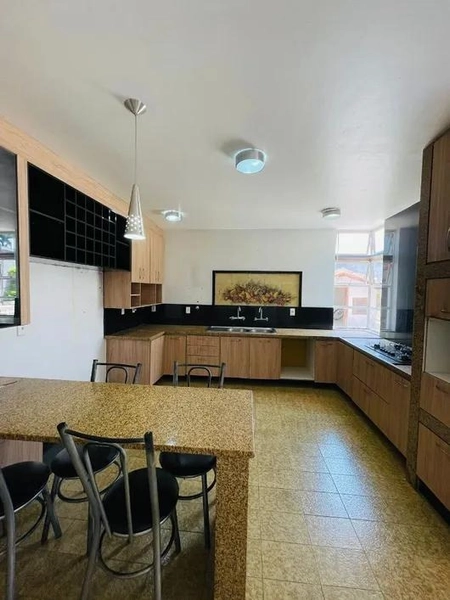 CASA| 4 QUARTOS | 03 VAGAS BAIRRO BANDEIRANTES: 7ª foto da galeria de imagens do imóvel