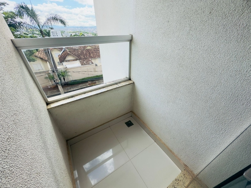 APARTAMENTO / 2 QUARTOS |CABRAL / UMA VAGA COBERTA|R$ 235.000: 11ª foto da galeria de imagens do imóvel