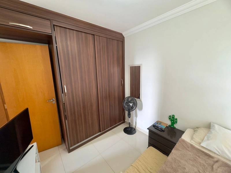 APARTAMENTO / 2 QUARTOS |CABRAL / UMA VAGA COBERTA|R$ 235.000: 10ª foto da galeria de imagens do imóvel