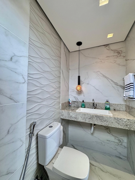 EXCLUSIVO APARTAMENTO TIPO C/ SUÍTE | 2 Q  | 1 VG | 55m² | BAIRRO: 17ª foto da galeria de imagens do imóvel