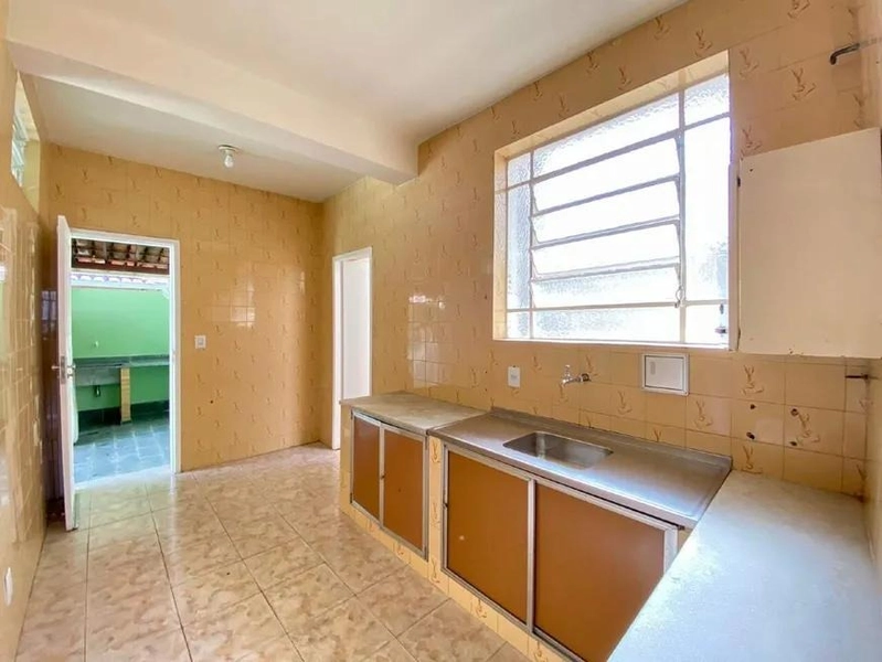 CASA LINEAR | 4 QUARTOS | 2 VAGAS | BAIRRO LIBERDADE: 13ª foto da galeria de imagens do imóvel