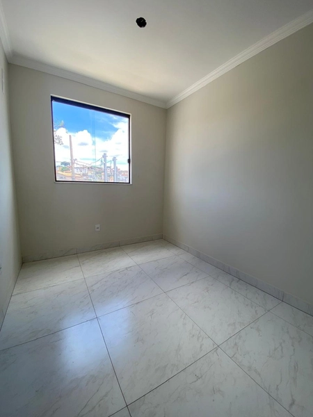 CASA GEMINADA INDIVIDUAL | 3 QUARTOS | SUITE| 2 VAGAS | BAIRRO: 17ª foto da galeria de imagens do imóvel
