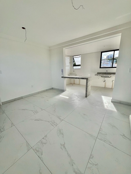 APARTAMENTO 2 QUARTOS PRÉDIO COM ELEVADOR - BAIRRO CABRAL: 5ª foto da galeria de imagens do imóvel