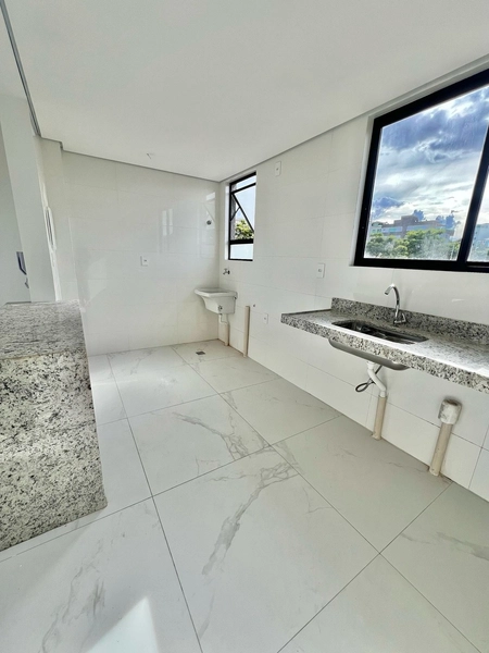APARTAMENTO 2 QUARTOS PRÉDIO COM ELEVADOR - BAIRRO CABRAL: 4ª foto da galeria de imagens do imóvel