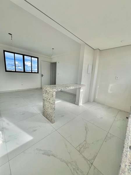 APARTAMENTO 2 QUARTOS PRÉDIO COM ELEVADOR - BAIRRO CABRAL: 1ª foto da galeria de imagens do imóvel