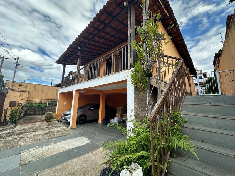 CASA | 4 QUARTOS | 3 VAGAS | BAIRRO SERRANO - R$ 850.000,00: 1ª foto da galeria de imagens do imóvel