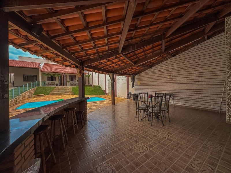 CASA LINEAR 3 QUARTOS | 4 BANHEIROS | PISCINA | HABITE-SE: 7ª foto da galeria de imagens do imóvel