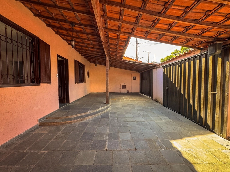 CASA COM HABITE-SE | LOTE 280M² | 3Q | ÓTIMO PARA INVESTIMENTO: 2ª foto da galeria de imagens do imóvel