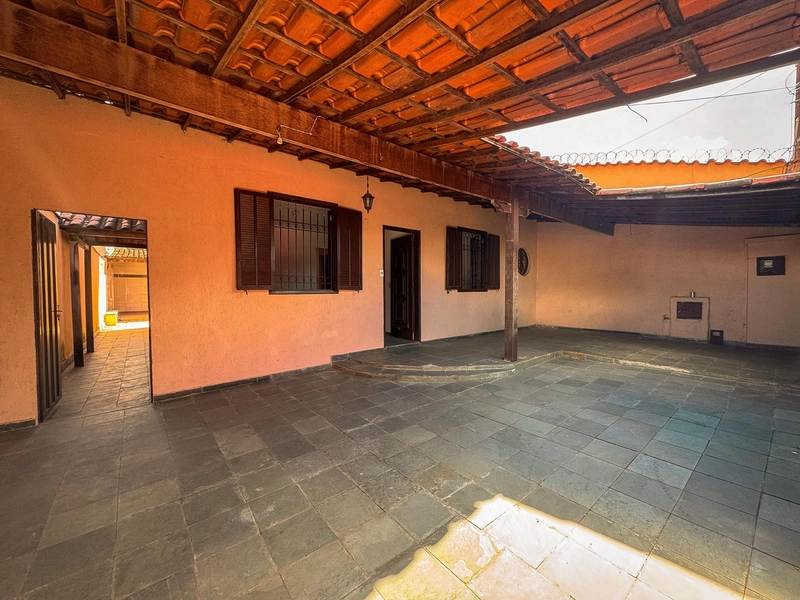 CASA COM HABITE-SE | LOTE 280M² | 3Q | ÓTIMO PARA INVESTIMENTO: 1ª foto da galeria de imagens do imóvel