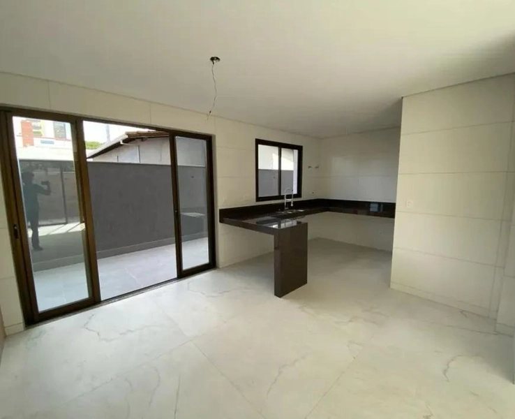 ÁREA PRIVATIVA| 4 QUARTOS | 3 VAGAS | BAIRRO LIBERDADE - R$1.780.000: 7ª foto da galeria de imagens do imóvel