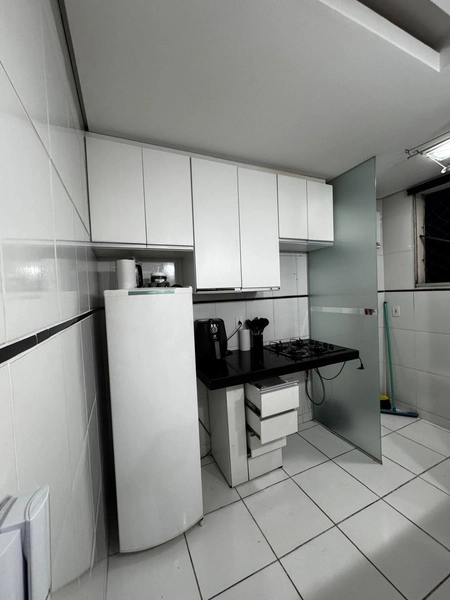 APARTAMENTO | 2 QUARTOS | 1 VAGA | BAIRRO CABRAL - R$ 210.000,00: 7ª foto da galeria de imagens do imóvel