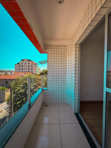 APARTAMENTO COM ELEVADOR | 70M² | 02 Q | 01 VG PILOTIS | SUÍTE: 3ª foto da galeria de imagens do imóvel