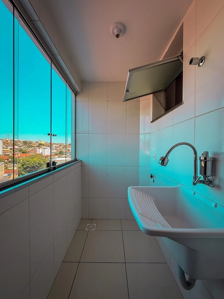 APARTAMENTO COM ELEVADOR | 70M² | 02 Q | 01 VG PILOTIS | SUÍTE: 23ª foto da galeria de imagens do imóvel