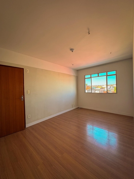 APARTAMENTO COM ELEVADOR | 70M² | 02 Q | 01 VG PILOTIS | SUÍTE: 6ª foto da galeria de imagens do imóvel