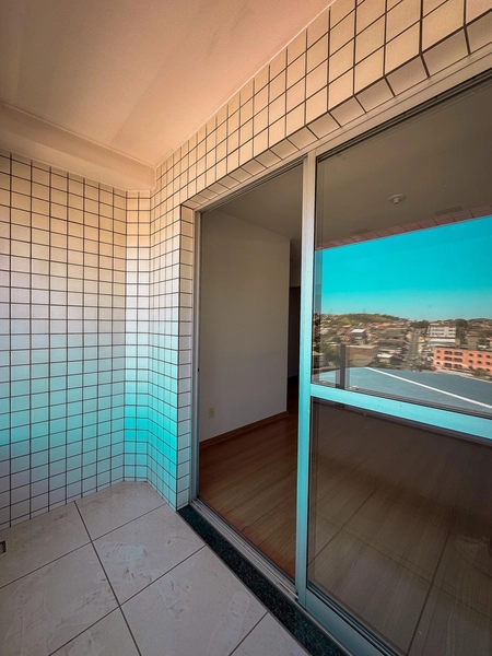 APARTAMENTO COM ELEVADOR | 70M² | 02 Q | 01 VG PILOTIS | SUÍTE: 2ª foto da galeria de imagens do imóvel