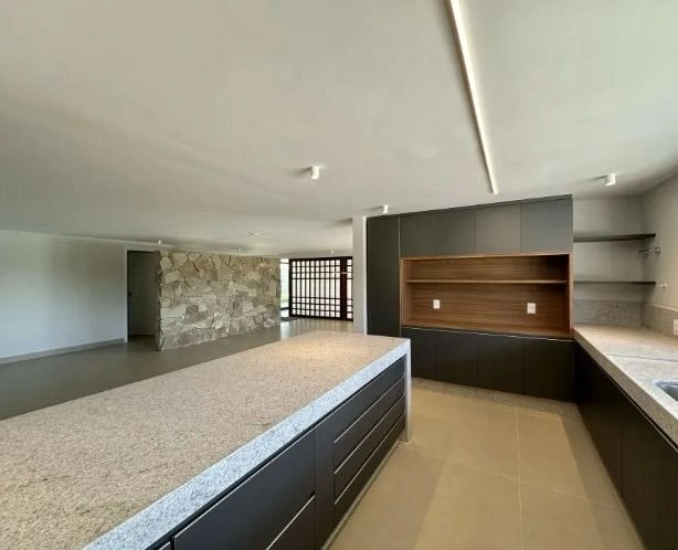 CASA BANDEIRANTES | 4 SUÍTES | 8 VAGAS - BAIRRO BANDEIRANTES: 20ª foto da galeria de imagens do imóvel