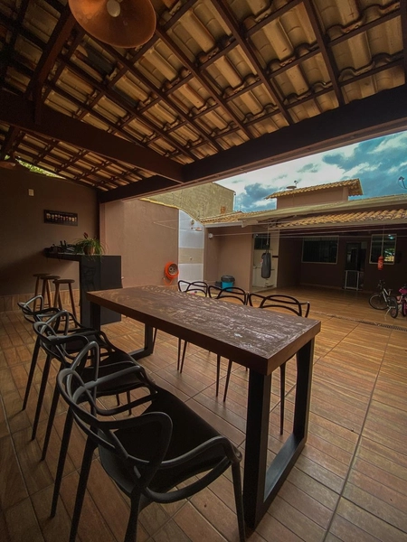 CASA | 2 QUARTOS | 2 VAGAS | BAIRRO XANGRILA| R$ 550.000,00: 3ª foto da galeria de imagens do imóvel