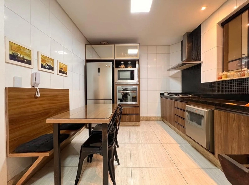 ÁREA PRIVATIVA Á VENDA NO CASTELO | 3 QUARTOS | 1 SUITE: 4ª foto da galeria de imagens do imóvel