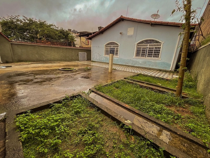 CASA LINEAR | SÃO SALVADOR | PRÓXIMO A AV. ABÍLIO MACHADO: 2ª foto da galeria de imagens do imóvel